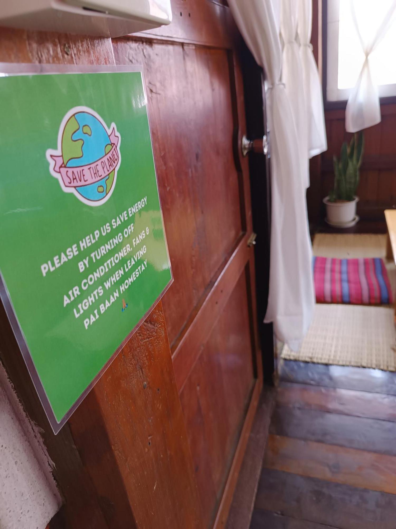 Pai Baan Homestay ปายบ้าน โฮมสเตย์ ถนนคนเดินปาย Bagian luar foto
