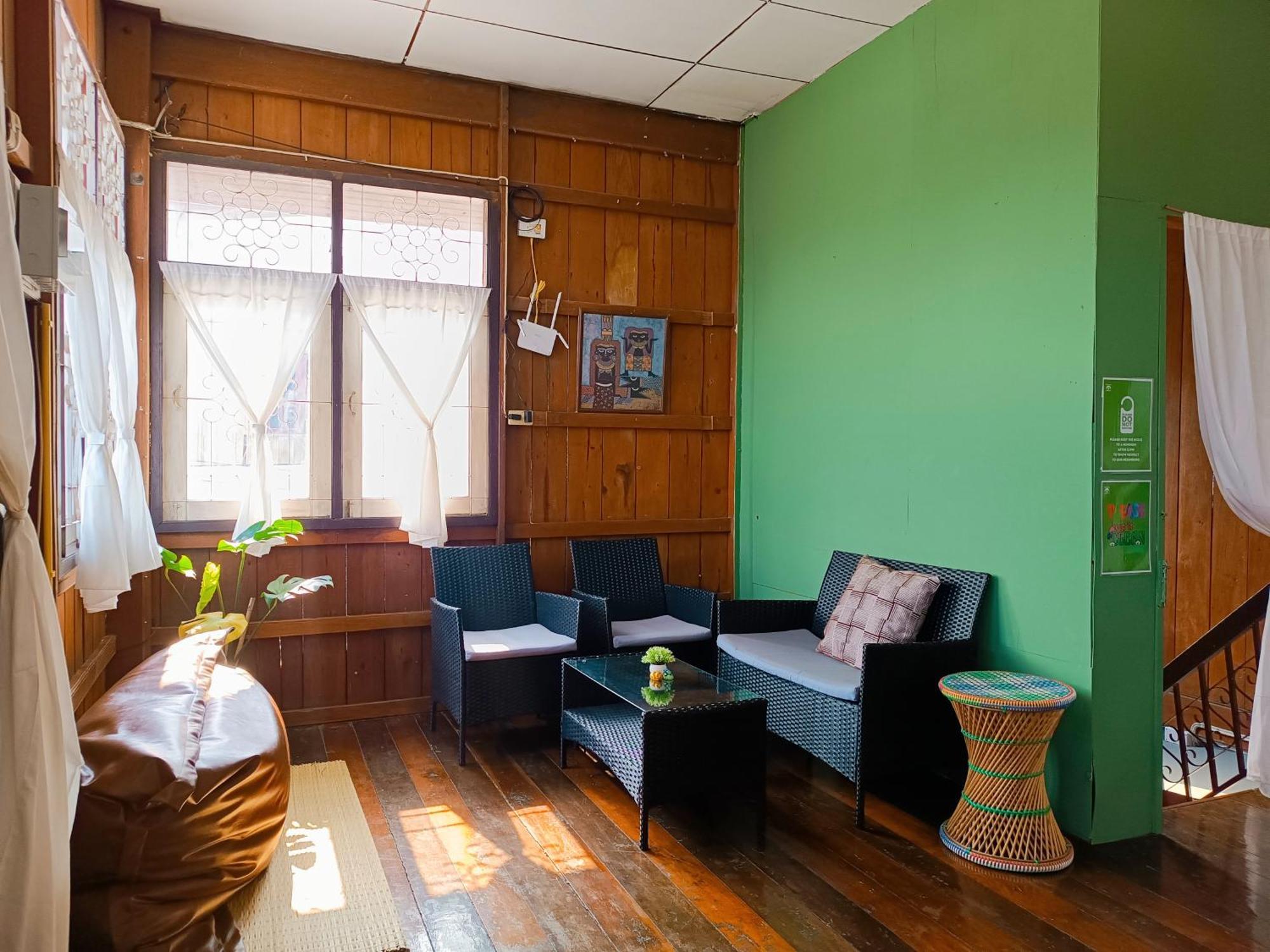 Pai Baan Homestay ปายบ้าน โฮมสเตย์ ถนนคนเดินปาย Bagian luar foto